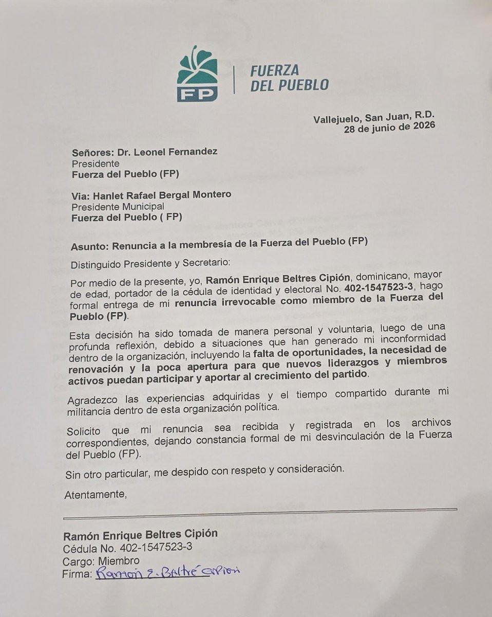 felixlajara's tweet photo. Continúa la avalancha ahora saliendo desde el PRM , también le PCR y como siempre FP .

¿ Y tú  que opinas de las constantes renuncias ? https://t.co/0SY9rkFgED