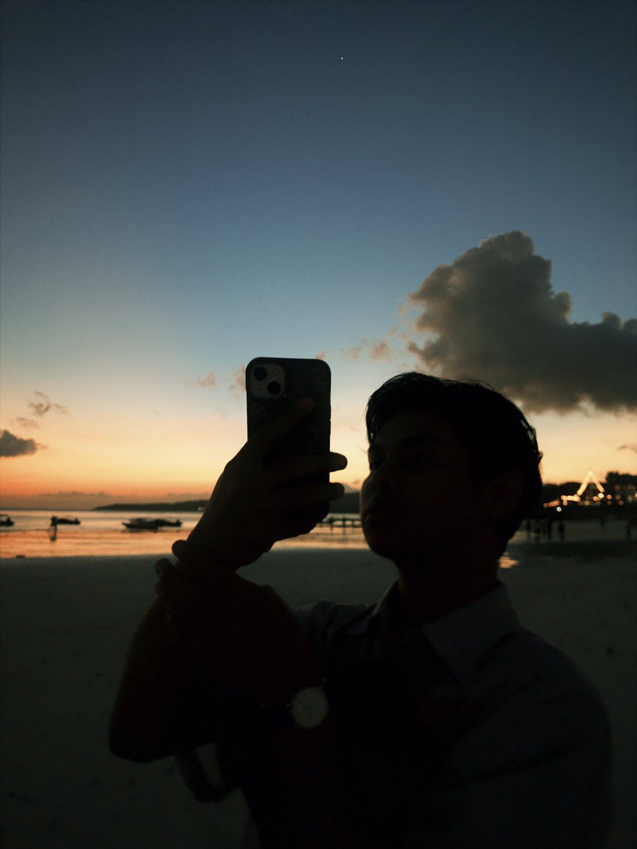 deckim_b's tweet photo. foto kita blur..... https://t.co/BvnA7Zz6MH