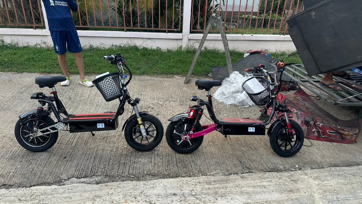 Santa08232871's tweet photo. Custom ev motorcycle mini bike 
Price start 456$ https://t.co/pUNxiNr7e5