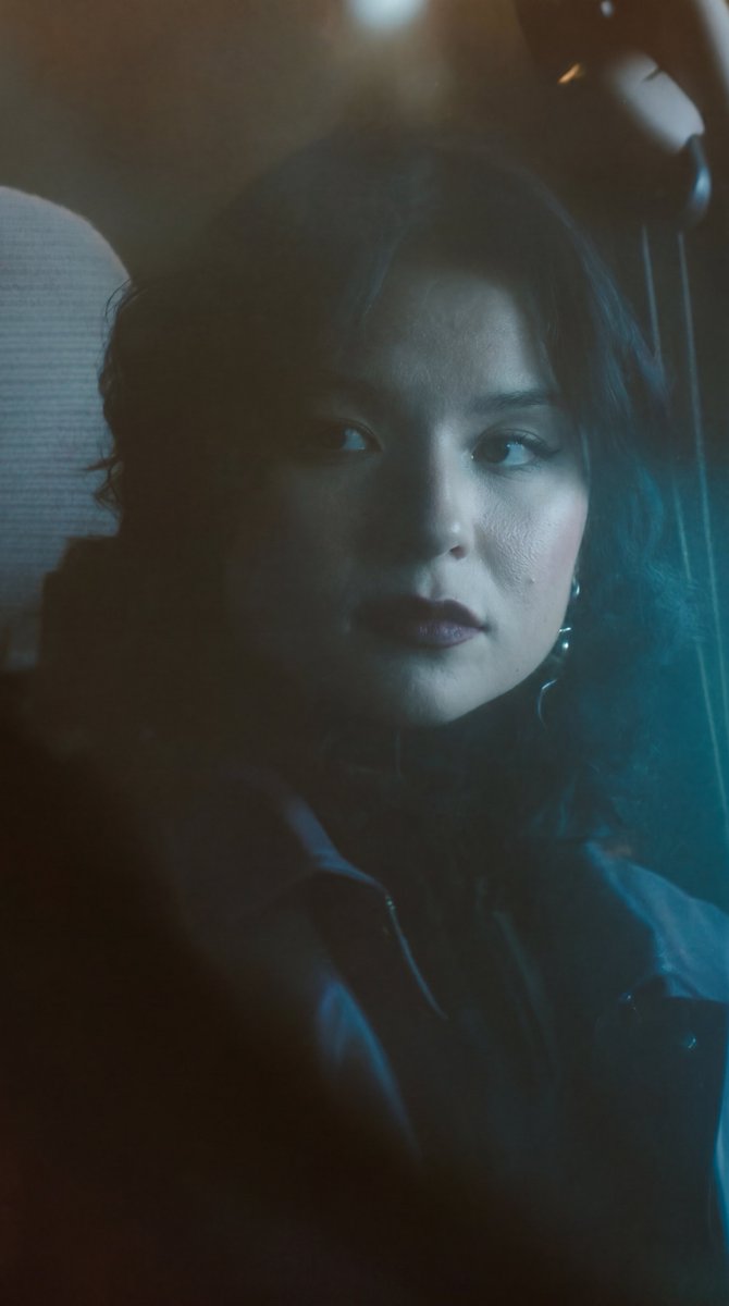 ScarletSpeeds16's tweet photo. "She’s not just a crush. She’s a whole season." 💌

#Obsession https://t.co/jjTKWHdCXK