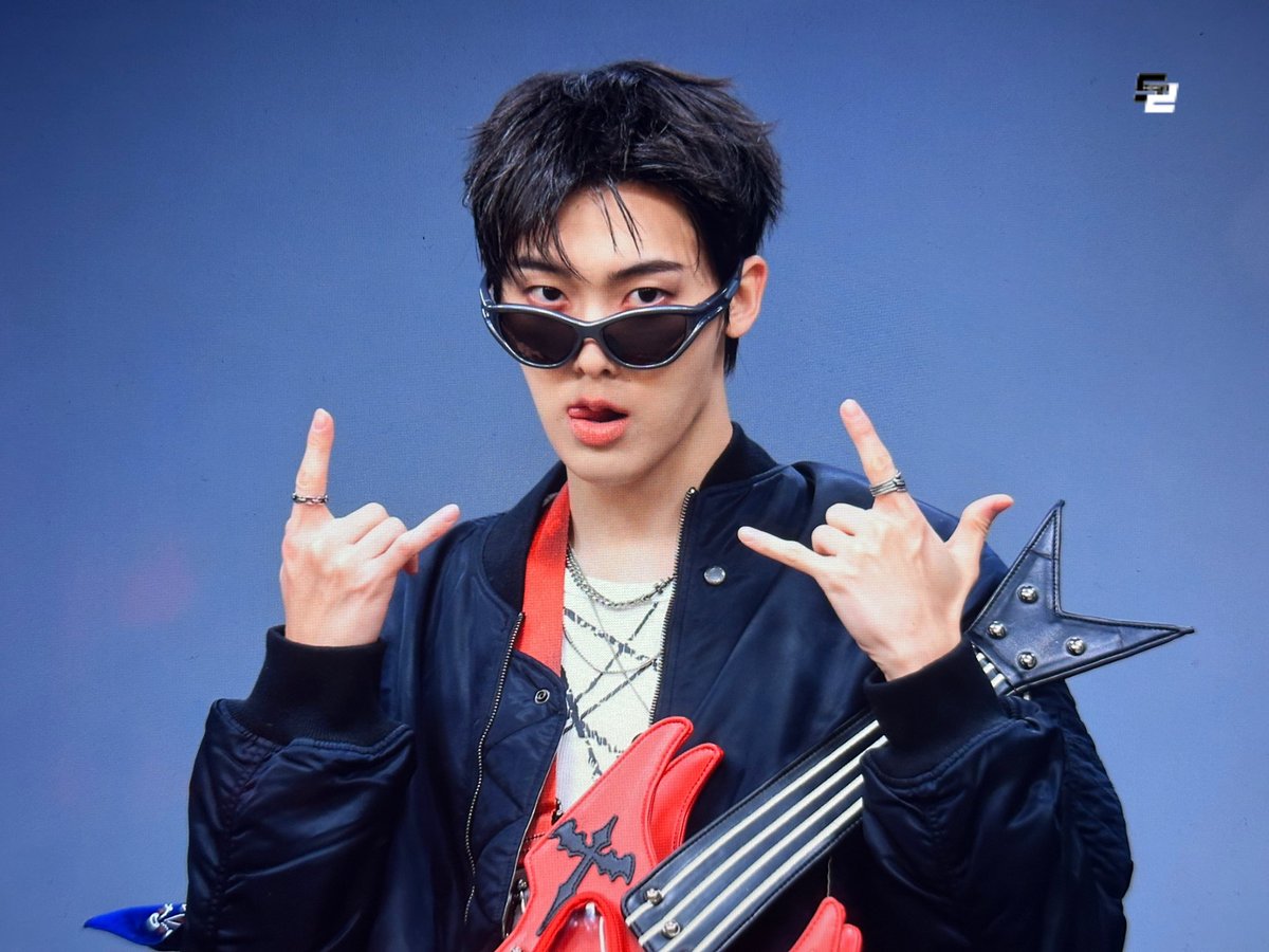 Leidyk92's tweet photo. Porque SANHA Debe Conocer COLOMBIA Y Sus miles de Maravillas 😍 

#𝗦𝗔𝗡𝗛𝗔𝗲𝗻𝗖𝗼𝗹𝗼𝗺𝗯𝗶𝗮 #윤산하
@fantagiomusic_ @YOONSANHA_offcl @ninshi_ent https://t.co/RbzNPshnwq