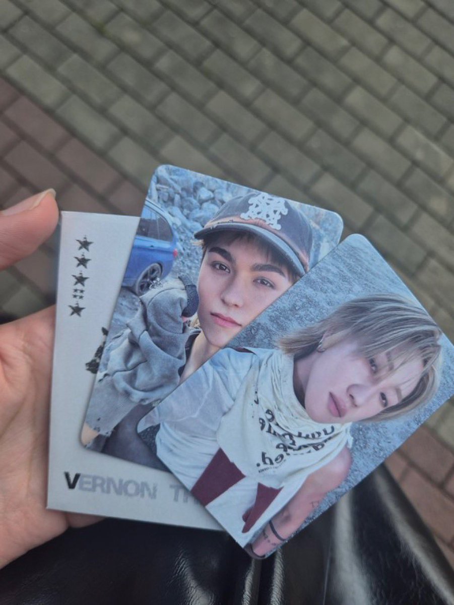 soongyuexe's tweet photo. v8 pre-recording gifts today for carats! 🩶 https://t.co/Huxxx8yAF2