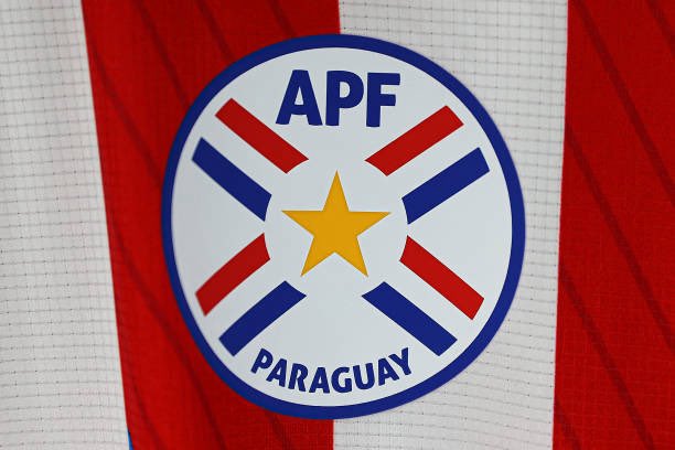 Mercado_Ingles's tweet photo. 🚨🌎 𝗔𝗛𝗢𝗥𝗔 El presidente de Paraguay, Santiago Peña ha decretado feriado nacional para este martes 30 de Junio como celebración por eliminar a Alemania y clasificar a Octavos de Final del Mundial. 🎉🇵🇾 https://t.co/3tAOiBlCC6