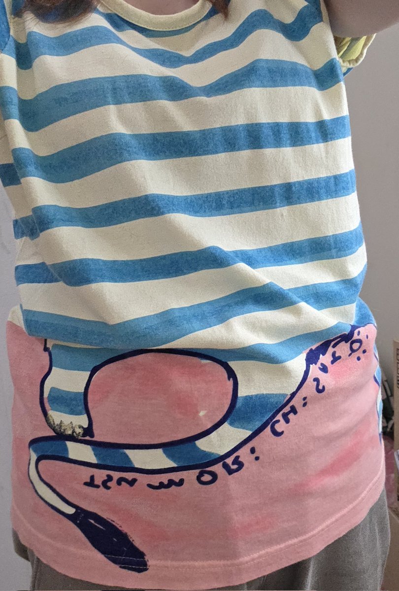 今日のTシャツは ツモリチサトの猫( ΦωΦ )