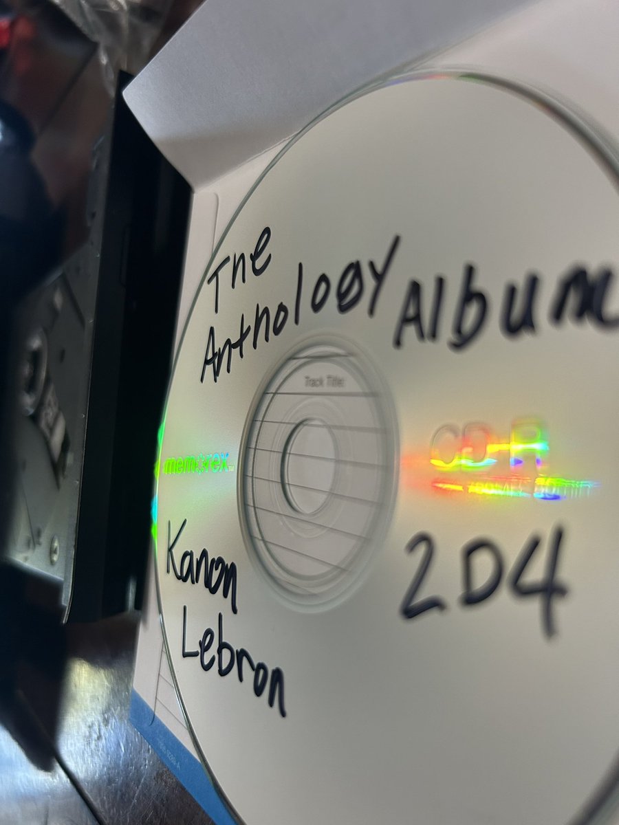KLM2D4's tweet photo. The Anthology Album is burning 💿🔥 as we speak. 2️⃣4️⃣ Tracks - Drops 4 of July 🇺🇸 #KanonLebron #2DIE4 #TheAnthologyAlbum @2die4Gear https://t.co/noK8Iwjgxy