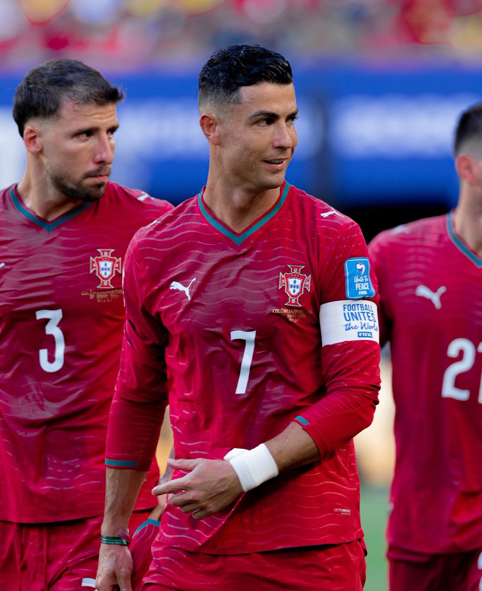 Cristiano Ronaldo News tweet media