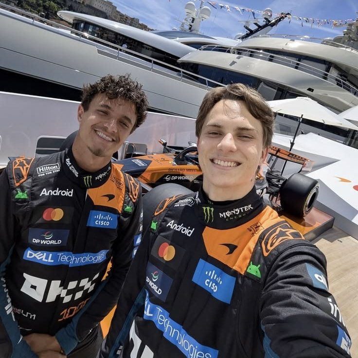 norstri4's tweet photo. ✨The 4 Driver Challenge✨

• The driver that got me into f1
• My favourite driver
• The driver I miss seeing on the grid
• The driver I got a soft-spot for https://t.co/b6Y2rbOhra