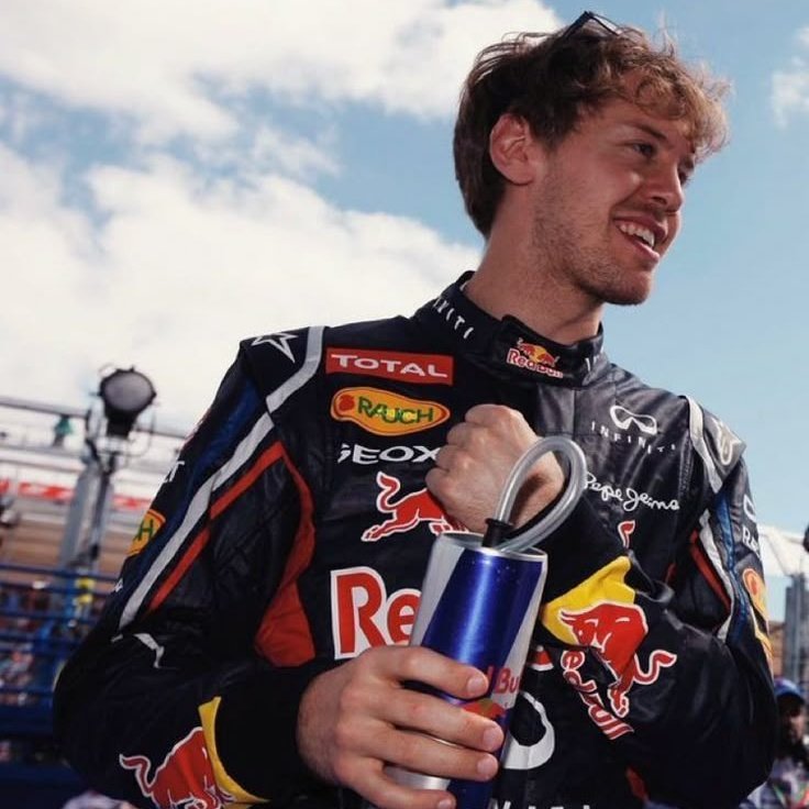 norstri4's tweet photo. ✨The 4 Driver Challenge✨

• The driver that got me into f1
• My favourite driver
• The driver I miss seeing on the grid
• The driver I got a soft-spot for https://t.co/b6Y2rbOhra