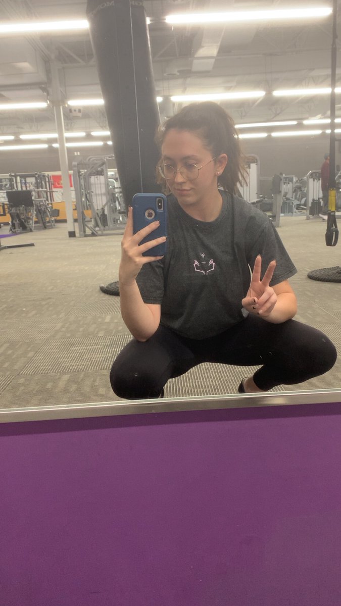 RaeHeartstone's tweet photo. I don’t post here anymore but for anybody who cares I’ve been on a gym journey. I feel so much better both physically and mentally. If you wanna keep up with me my insta is rcrevison. I’m much more active there these days. 
Love you my Twitter pals https://t.co/QW7xIx2aYE
