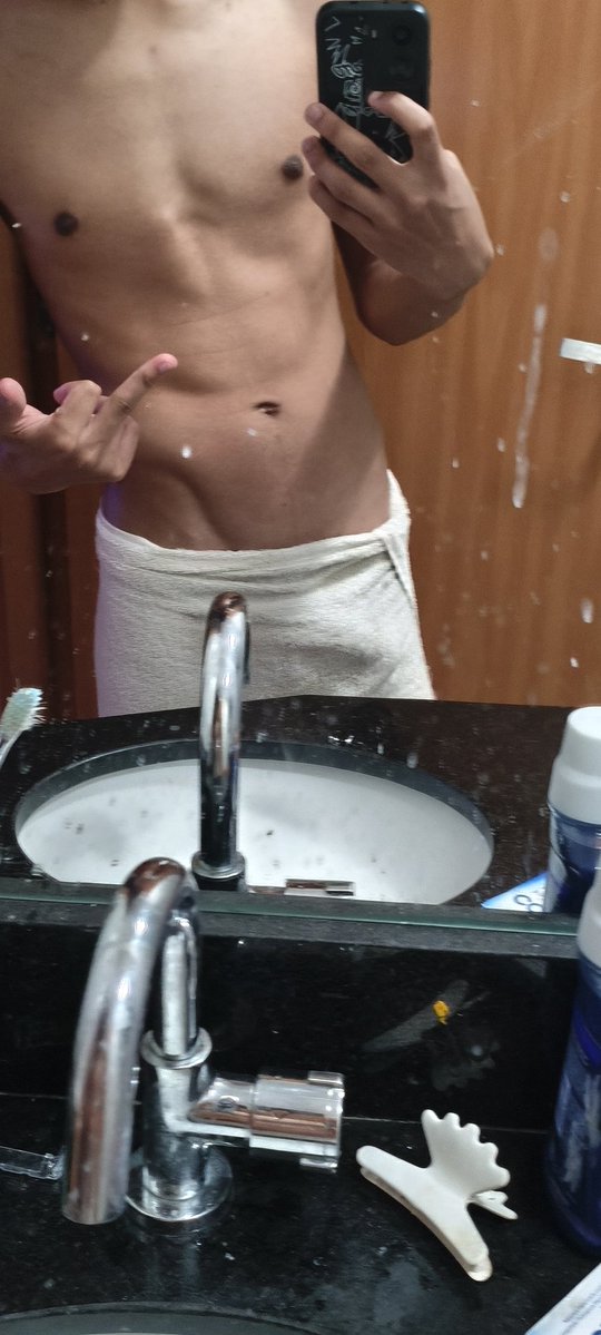 Pilo1378's tweet photo. Algum lek aí -21 pra trocar ideia? Se for de mg melhor ainda, já vem dm
#BROTHERAGEMㅤ 
#BRODERAGEMㅤㅤ 
#PINTOAWARDSㅤㅤ https://t.co/FRsiYqddEk