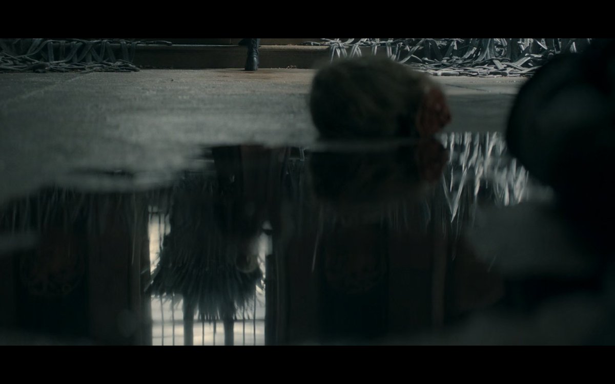 ShatteredXLV's tweet photo. Mentally, I'm still here - Clare Kilner using a mist of blood in the opening and a puddle of blood in the ending of the episode is so visually cyclical and fucking INCREDIBLE thematically man

She needs statues built in her honor, I'm so serious https://t.co/vlQDpaphPK