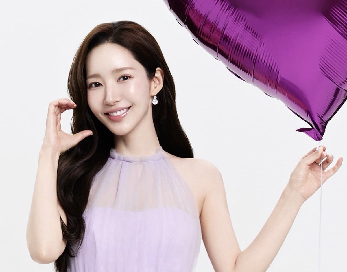 Txyuuu3's tweet photo. The sweetest person is ParkMinYoung ♡
The sweetest smile is ParkMinYoung’s ♡
#박민영 https://t.co/omdujqZ8ey