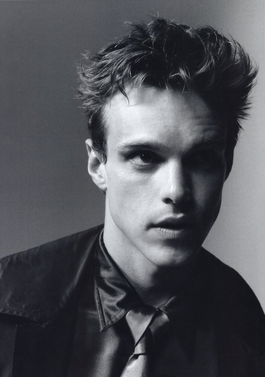 gakkibakki's tweet photo. [SCANS] Finn Bennett for Behind the Blinds Magazine HS01 WE WERE SUN SF26 https://t.co/vyj8gaYpwu