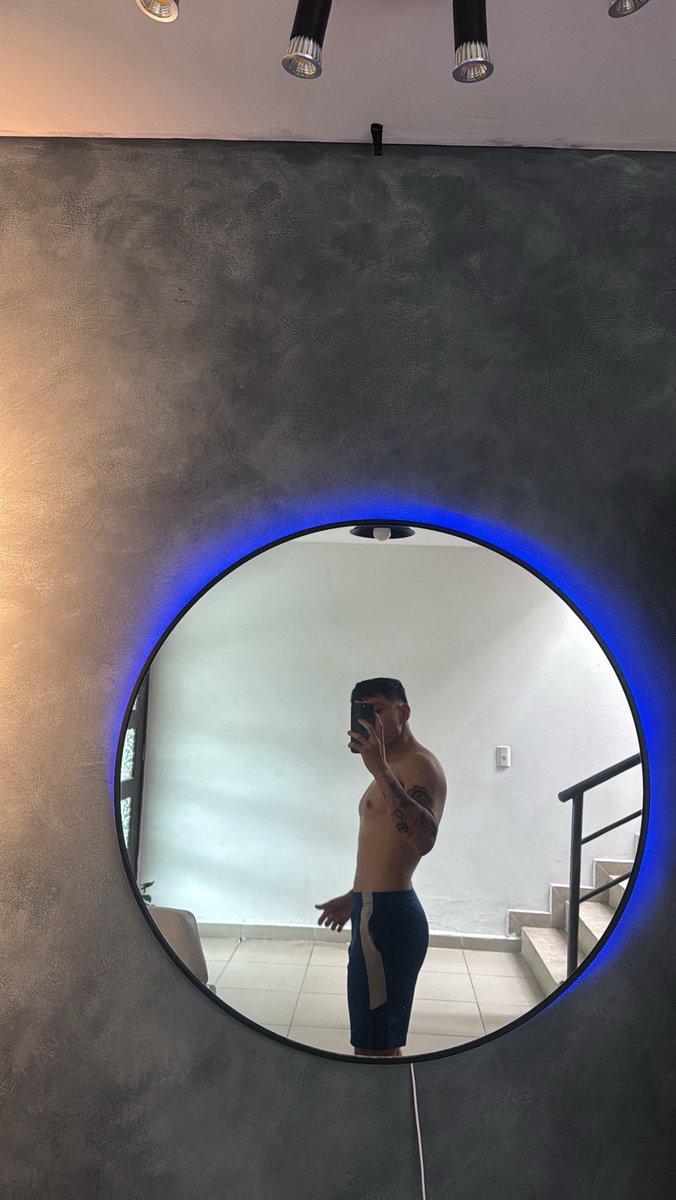 ramking99's tweet photo. Holaaaaa 
Oye si le das RT te regalo una foto 😵‍💫

#gaygrindr #gayboy #pueblagay #gaypuebla #pueblagrindr #grindrpuebla  #grindrgay https://t.co/ZRSGaqlnKA