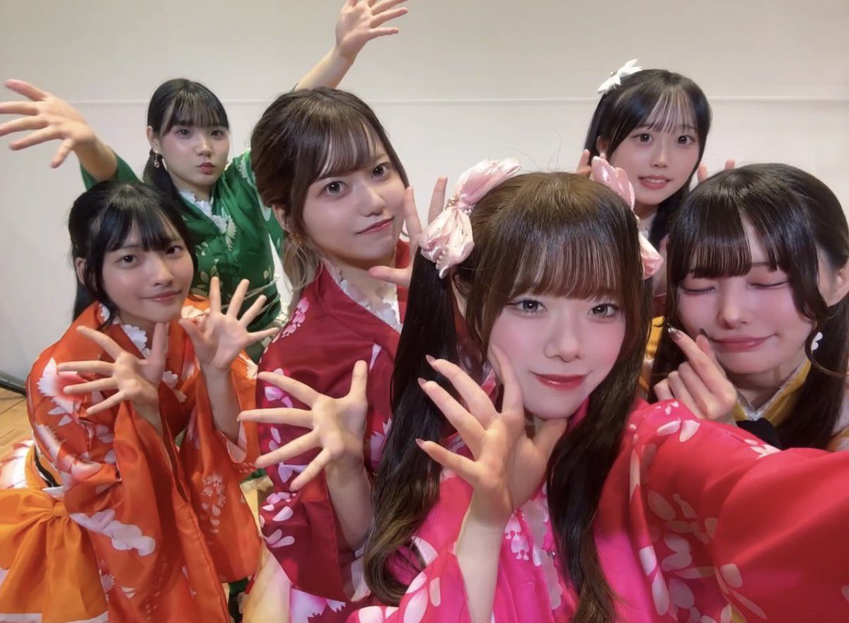 hachalog_s2's tweet photo. だいすきメンバーちゃんたち ♡ https://t.co/M1iO1RY76p