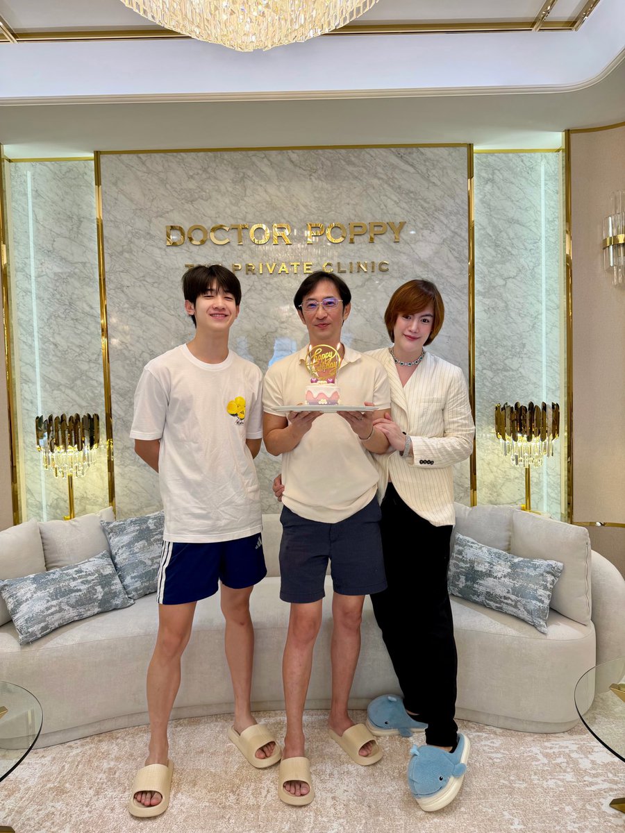 urfavmonpro's tweet photo. แอลม่อนโปรเกรสกับคุณหมอป๊อบ น่ารักมากเยย🤲🏻💝

#Almondbabybigboy 
#ProgressPassawish https://t.co/5zU9Hk6lXT