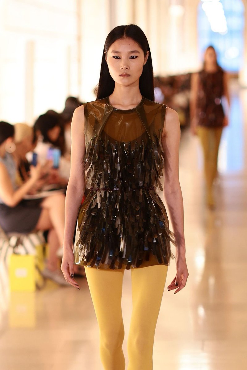 itsbleekerxox's tweet photo. A peek at Marc Jacobs FW26/SS27 https://t.co/jVZS547Pod