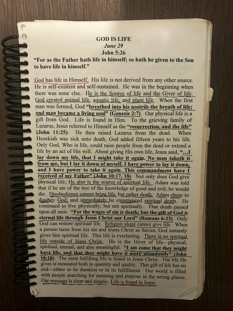 crystalsmuse's tweet photo. No matter what area of your life feels tired or overwhelmed right now, remember that He is the source of physical, spiritual, and eternal strength. Let Him breathe fresh life into your week! 🥰🙏🏾
#WordOfTheDay #June29 #ScriptureQuotes #LifeInChrist #Encouragement #FaithFirst https://t.co/UNM91uaEq2