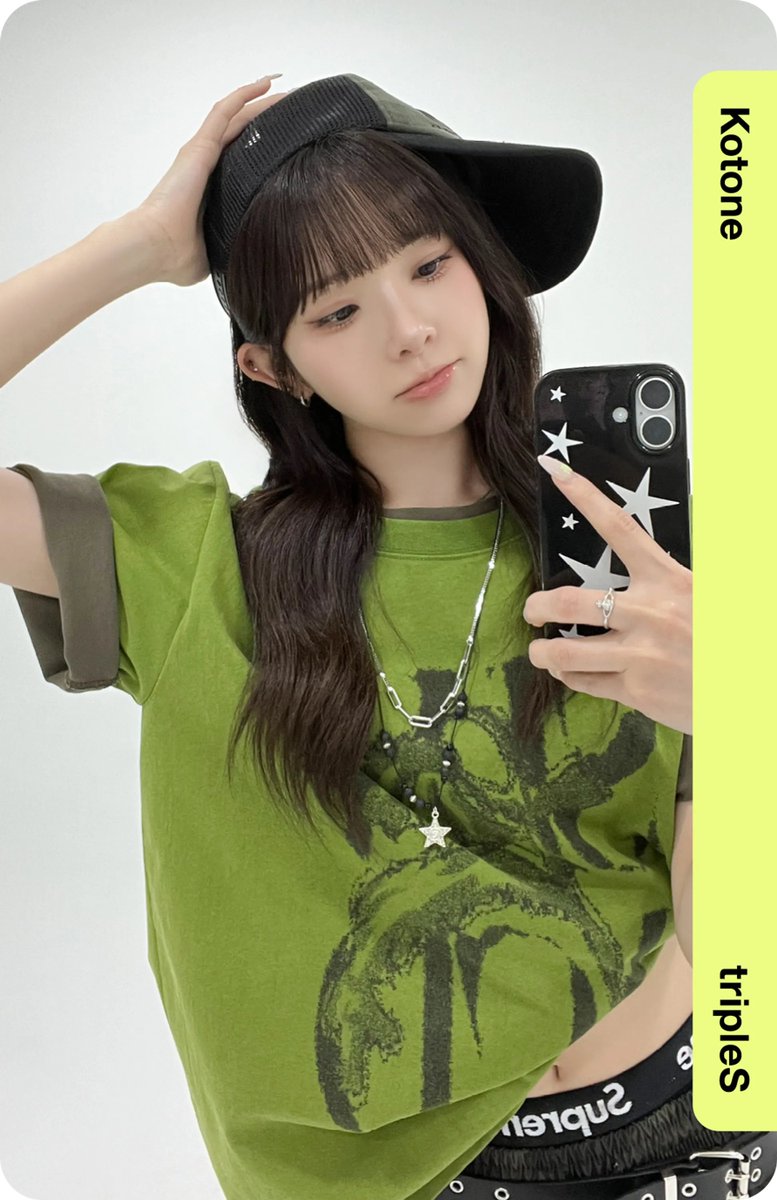 YYNS_yyns2's tweet photo. #트리플에스 Cream02 323Z
2026 tripleS Daily Fashion 오브젝트 👕

#카에데 #서다현 #코토네 #곽연지 https://t.co/vy8ZrwKAgq