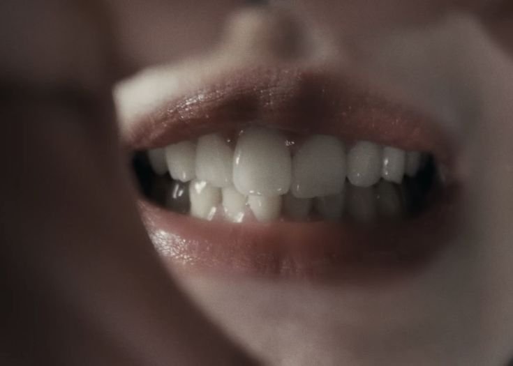 979899s's tweet photo. lino teeth for those who care https://t.co/LxEmHD7YeF