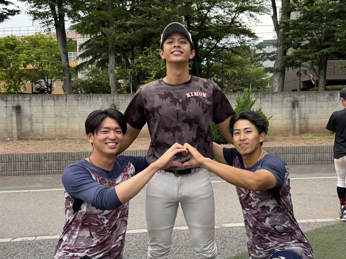 _NUbaseball's tweet photo. 【⋆⸜ 𝐇𝐚𝐩𝐩𝐲𝐛𝐢𝐫𝐭𝐡𝐝𝐚𝐲 ⸝⋆】

本日6月30日は、
#日髙穣 (#宮崎日大:2年)のお誕生日🎈

20歳を迎え、感謝を伝えたい相手を聞きました✨
『両親』
→ ここまで野球を続けさせてくれて感謝しているから。恩返しできるよう頑張ります！ https://t.co/VOc0XbCYYq