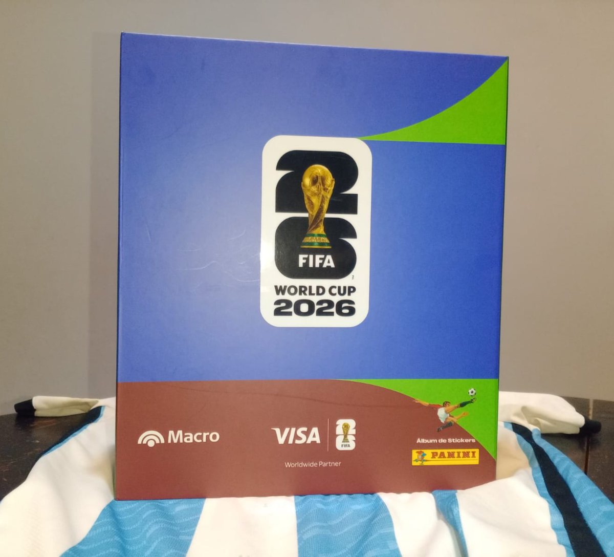 400Frio's tweet photo. ¿Ya te enteraste de nuestro sorteo? Ingresa a nuestro Instagram y decidí que escuela bahiense se queda con el Album del Mundial y todas las figuritas.

https://t.co/ZX8TEfZdTi https://t.co/pUikMCT6Lp