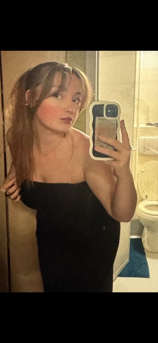 mmate333's tweet photo. who wants to jerk trib my hot ex🤤🤤more pics dm me ;) https://t.co/2htYgmKb6C