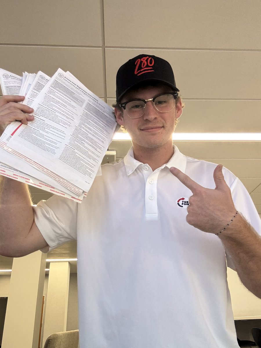 tylercain_'s tweet photo. My resume in 4 pictures 

I’ve done more for the conservative movement in the last year than you have in 20

Read a book

Touch some grass

@TPAction wins elections, you tweet during work hours https://t.co/BFwYN3530d