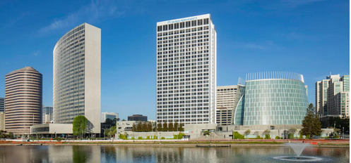 FCNightingale's tweet photo. The $97.1M debt on 1 Kaiser Plaza Oakland, California comes due July 1.

Primarily occupied by Kaiser Foundation Health Plan which represents 44% of the building NRA on a lease through December 2027. 

Kaiser had  previously occupied 69% of the building until they exercised an option to downsize in July 2024. 

537,811 Square Feet   Built 1970

bizjournals / morningstar 

#commercialrealestate