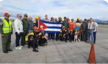 AlmaguerPerdomo's tweet photo. En respuesta a @EVilluendasC 
Y también en las próximas horas arribarán a Venezuela integrantes de la Brigada "Henry Reeve", que reforzarán la atención médica a los damnificados por los sismos. 
#FuerzaVenezuela https://t.co/S2l5gPU3na