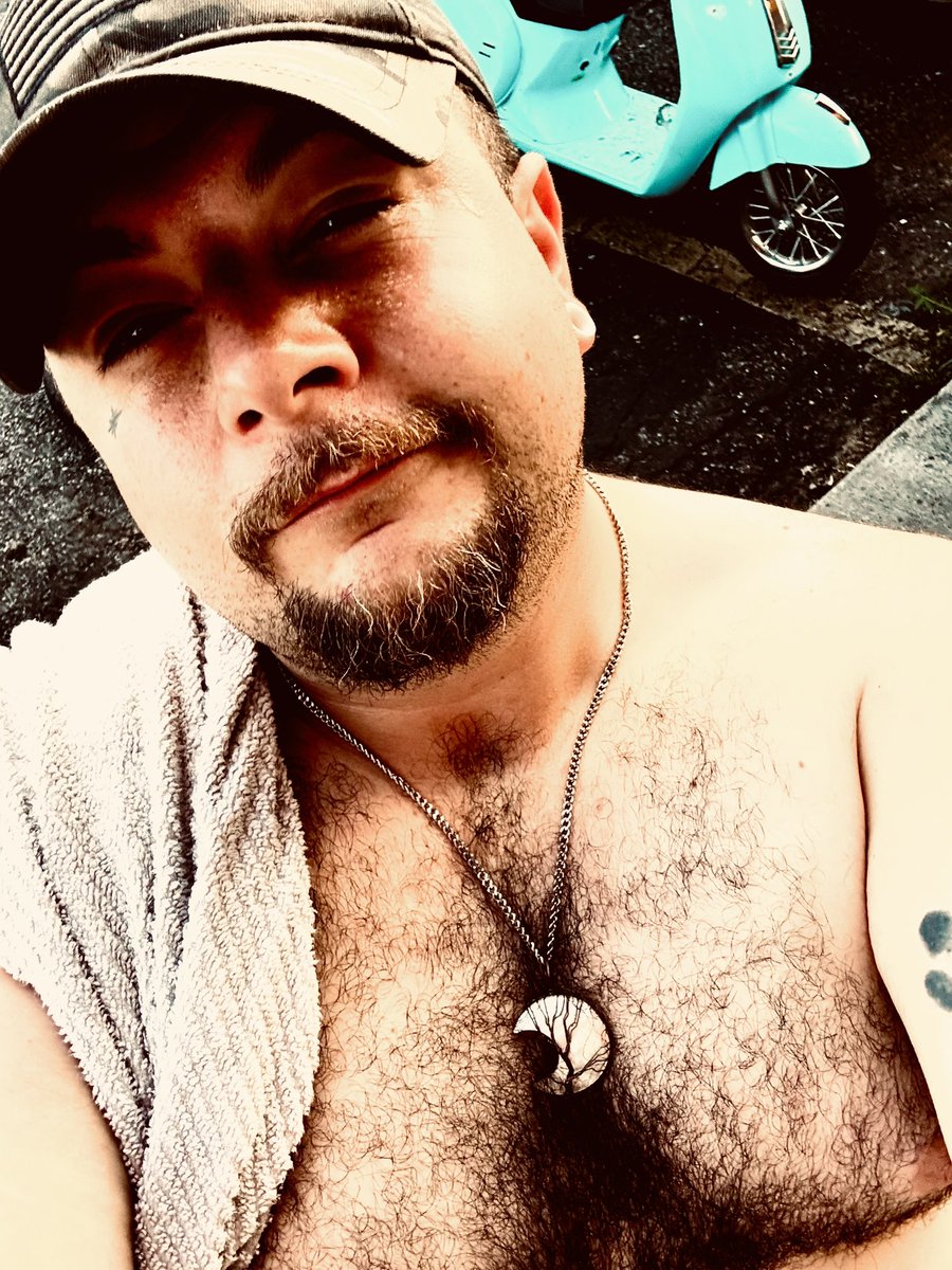 BearWhoLives's tweet photo. Beautiful weather tn https://t.co/Beqi47NDQ7