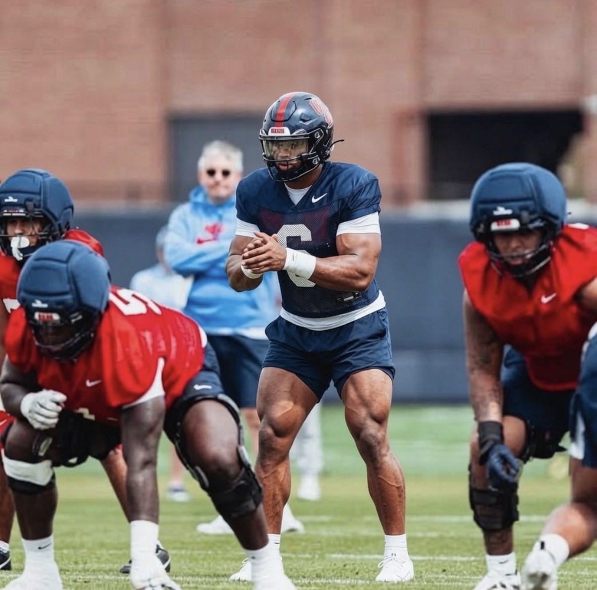 secnumbersguy's tweet photo. Every SEC QB this season is absolutely RIPPED. https://t.co/EwsWOqbPOS