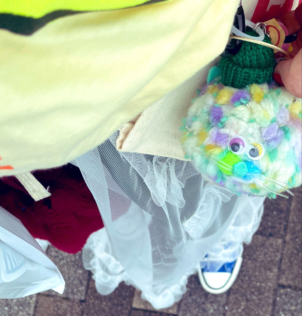 tiny_dochibi's tweet photo. ガチャもしたいから大阪向かってます！
何卒🎫🙏✨🎯✨ https://t.co/hGI86FO27u