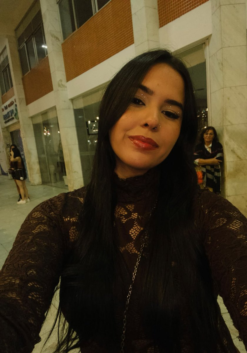 mmarcellyml's tweet photo. De dia de um jeito, a noite de outro🔃 https://t.co/NCWDG4M4CC
