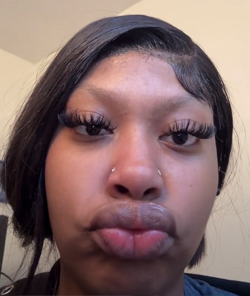 DDCooterMedia's tweet photo. She know she’s nutty😫 jesusss👄💦💦 #lipfetish #lipspread https://t.co/i5tbUwOBWE