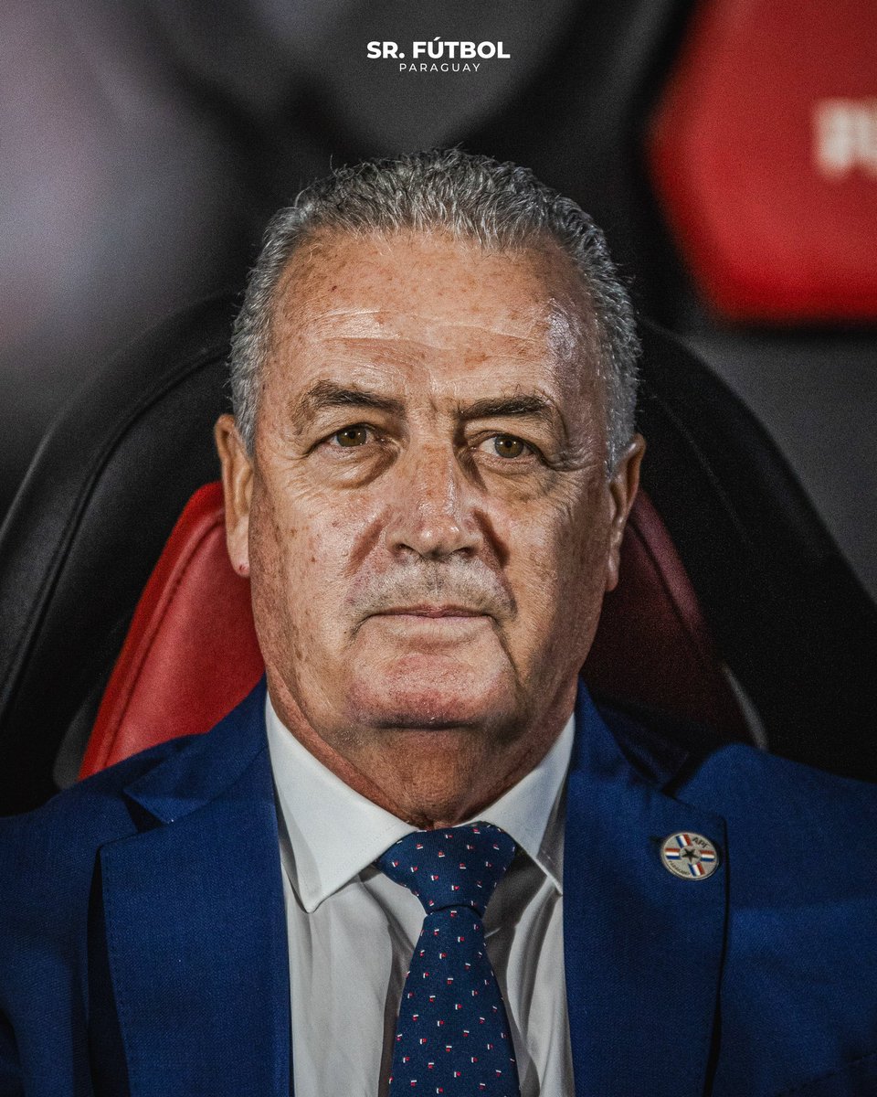sudanalytics_'s tweet photo. “La resistencia está en nuestro documento de identidad. Le dije a los jugadores que en el himno quería ver a 26 guerreros, Y AL TERMINAR A UN GRUPO DE LEYENDAS”.

Las palabras de Gustavo Alfaro. 🇵🇾🚬 https://t.co/ygs5I1r6ub