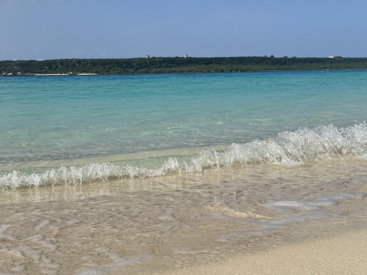 ecloreyoga's tweet photo. 与那覇前浜ビーチ🌊🫧 https://t.co/cRqV7F8BOq