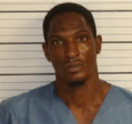 blackcrimefeed's tweet photo. Lamont Spraggins was arrested after allegedly breaking into an apartment, stealing a TV, and being shot by the resident while fleeing.

Name: Lamont Spraggins
City: #Memphis 

#BURGLARY #LARCENY_THEFT

https://t.co/34qf0X5Ze4 https://t.co/BoJZfhQYq2