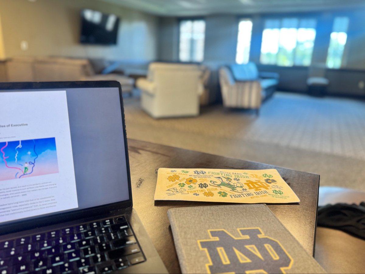 Colleen_Storied's tweet photo. Chapter two. Let’s do this. 📚☘️ https://t.co/qYy9UsH6xT