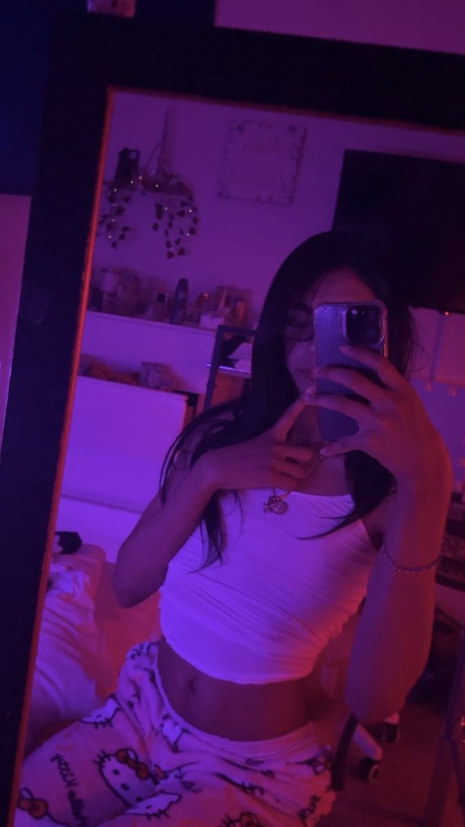 ccypid's tweet photo. mirror pics https://t.co/uK3CK4BdS3