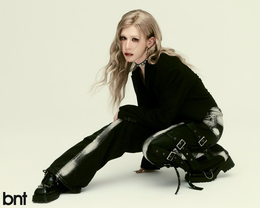 hometown__angel's tweet photo. this is maybe one of the best photos thats ever been taken of her https://t.co/PVFEKD3738