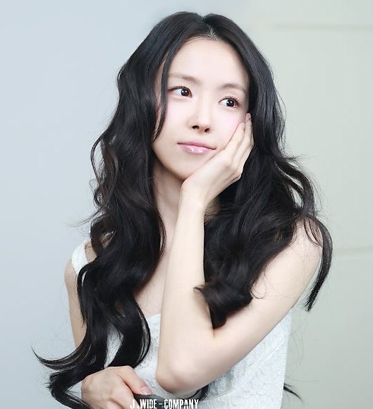 ginkgonut210's tweet photo. 포토이즘 손나은 존나 꾸꾸꾸 공주라 조음 https://t.co/JxdPstJNwU