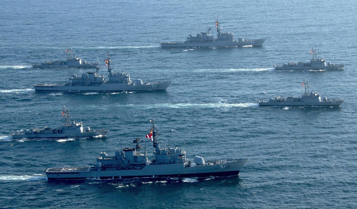 Fr4nc0lito's tweet photo. Para el Ejercicio naval UNITAS 2026 en Perú, como novedades, vendra Israel, Filipinas, Indonesia, Singapur, Malasia, Egipto, Polonia y Marruecos, ojalá la mayoría con buques y personal, no solo de observadores, muchos más que en 2021, como vemos en la 2 imagen. https://t.co/XorVYDx5hZ
