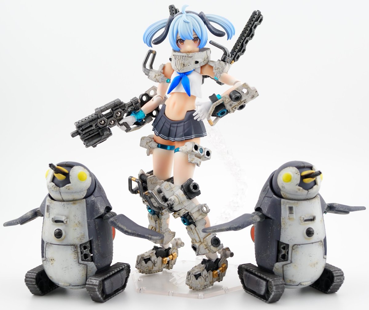 toge_painter's tweet photo. #今月作ったプラモ晒そうぜ
ガンナーとペンギンロボ🐧🐧 https://t.co/NEyNnkRQjA