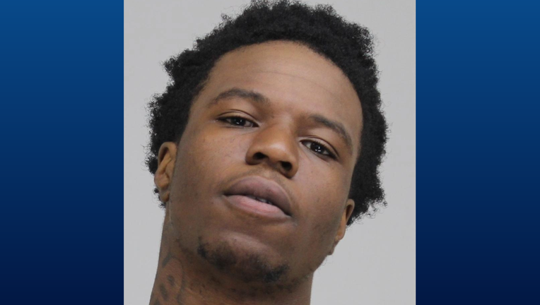 blackcrimefeed's tweet photo. Jermiah Savage was arrested and charged with the murder of Lee Womack Jr. in Dallas, Texas.

Name: Jermiah Savage
City: #Dallas-FortWorth 

#HOMICIDE_MURDER

https://t.co/aK5fPjG5of https://t.co/fZvQD5lwRm