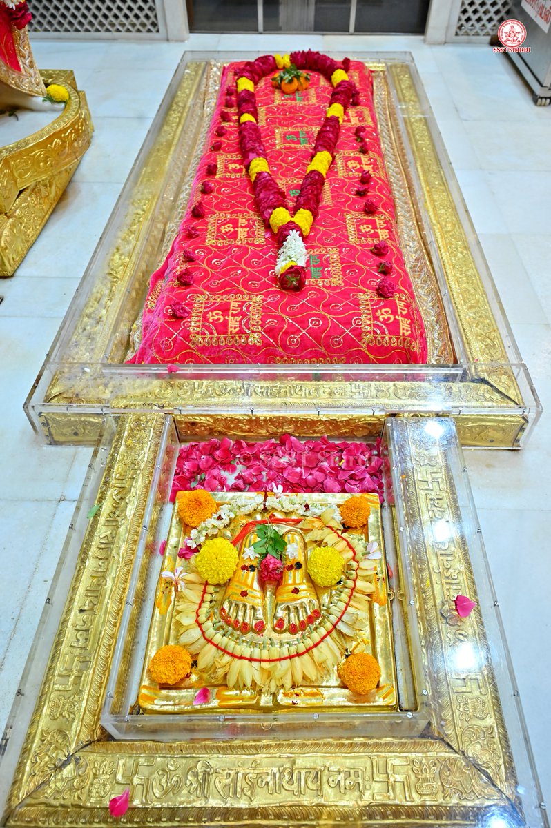 SSSTShirdi's tweet photo. *!! ॐ साई राम !!*
*श्री साईबाबा संस्थान विश्वस्त व्यवस्था,शिर्डी*
*!! ॐ Sai Ram !!*
*Shri Saibaba Sansthan Trust, Shirdi*
≈≈≈≈≈≈≈≈≈≈≈≈≈≈≈≈≈ 
*आरती :-शिर्डी माझे पंढरपुर*
*मंगळवार ३० जून २०२६*  
*Aarti :-Shirdi Majhe Pandharpur*
*Tuesday 30 Jun 2026* https://t.co/4XORWUH9VT