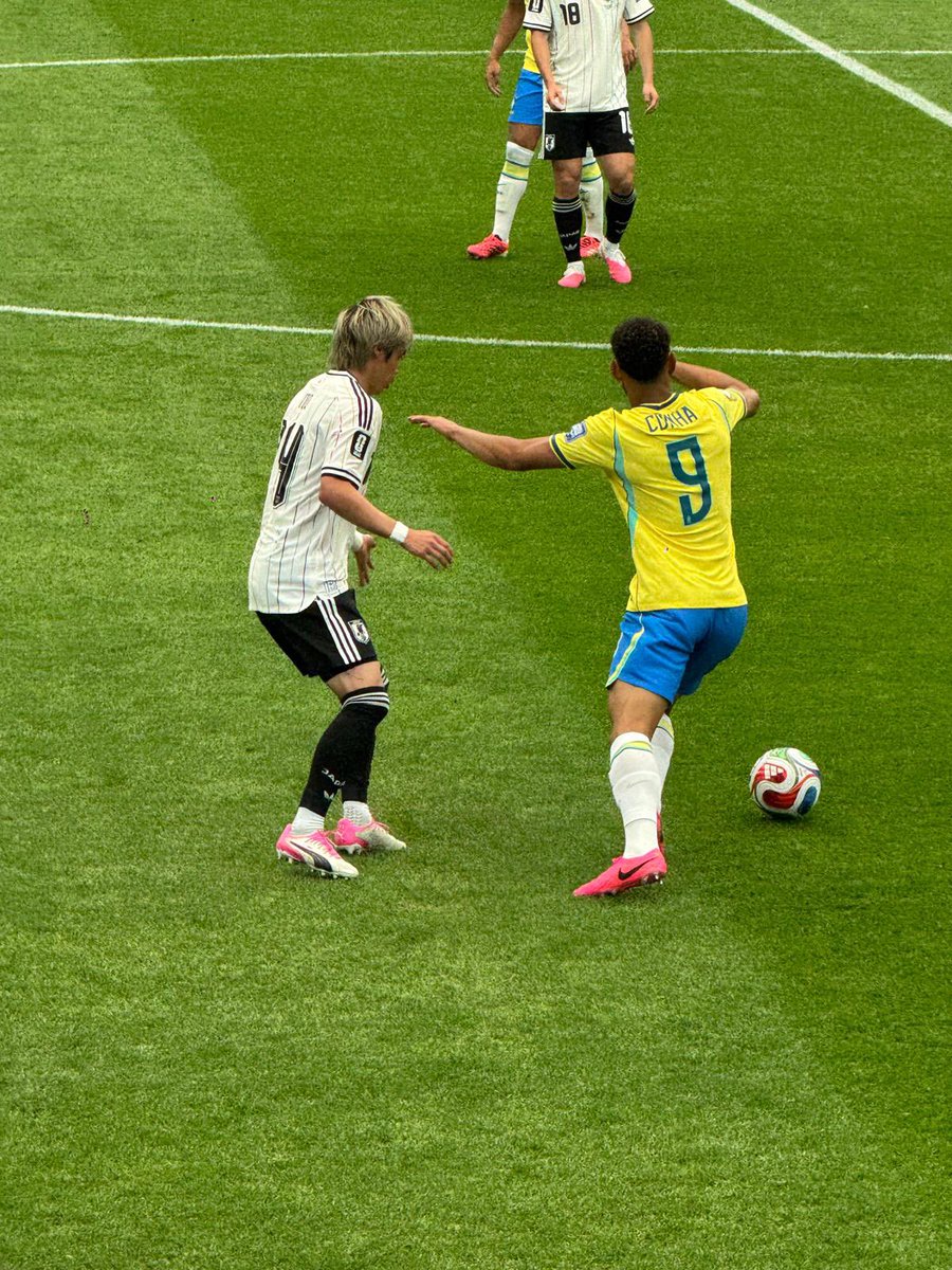 Soccerphile's tweet photo. #ブラジル が1点のビハインドを跳ね返し、#日本 を2-1で下して決勝トーナメント進出を決めた #worldcup2026 #日本代表 https://t.co/yWEMqOdNZC