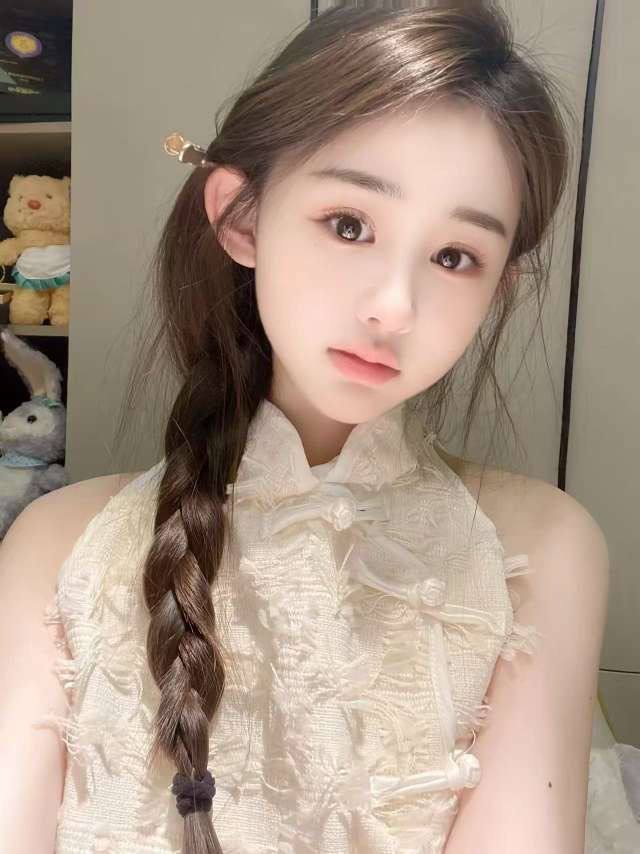ArtCDLB's tweet photo. 黑石铺街道
#天心
👉助理@francieleroman2
久久联妹子白嫖勿扰
#长沙
后来呀，月亮失约了，太阳也落山了。 https://t.co/hmnXy22ltg