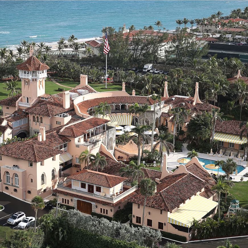 GOP__Ls's tweet photo. 🚨 Trump's net worth has tripled since he was elected in 2024.

He is now worth $6,500,000,000. https://t.co/fRShW2X0Om