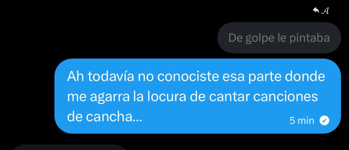 vzenitq's tweet photo. Ya no me aguanta más y solo canté dos canciones https://t.co/KIA6z6GPcy